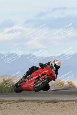 media/Nov-16-2025-Race Pace (Sun) [[8c5fa54630]]/Non Verified Riders (1st 20 Minutes)/7-Turn 9 Entry (210pm)/